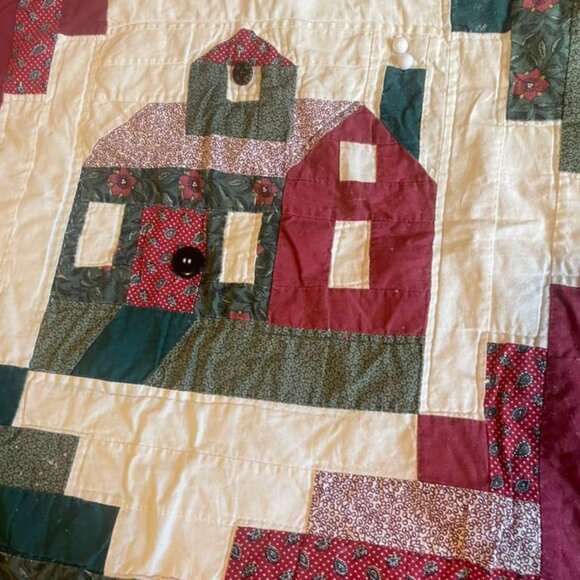 Handmade Patchwork Quilt – Log Cabin House Pattern with Button Details (79” x 79 - Picture 8 of 16